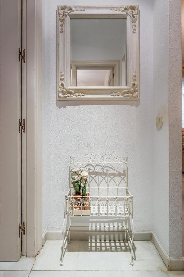 Chic&Luminoso-Wifiac/Elegant Apt In Salvador 2 Br Sevilla Kültér fotó